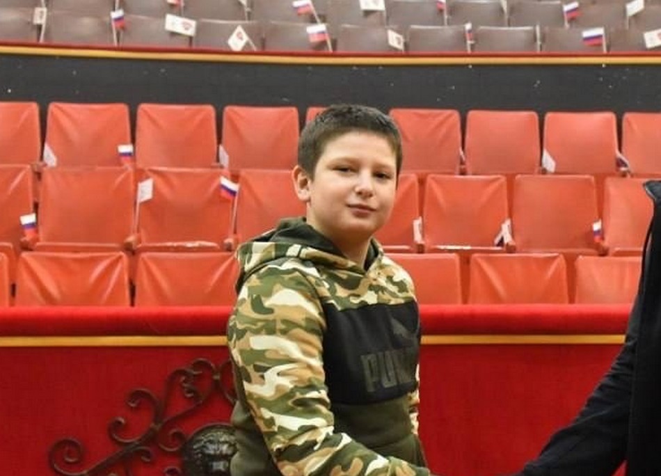 Юный брянский герой, кадет Федор Симоненко отметил День Победы в Брянске