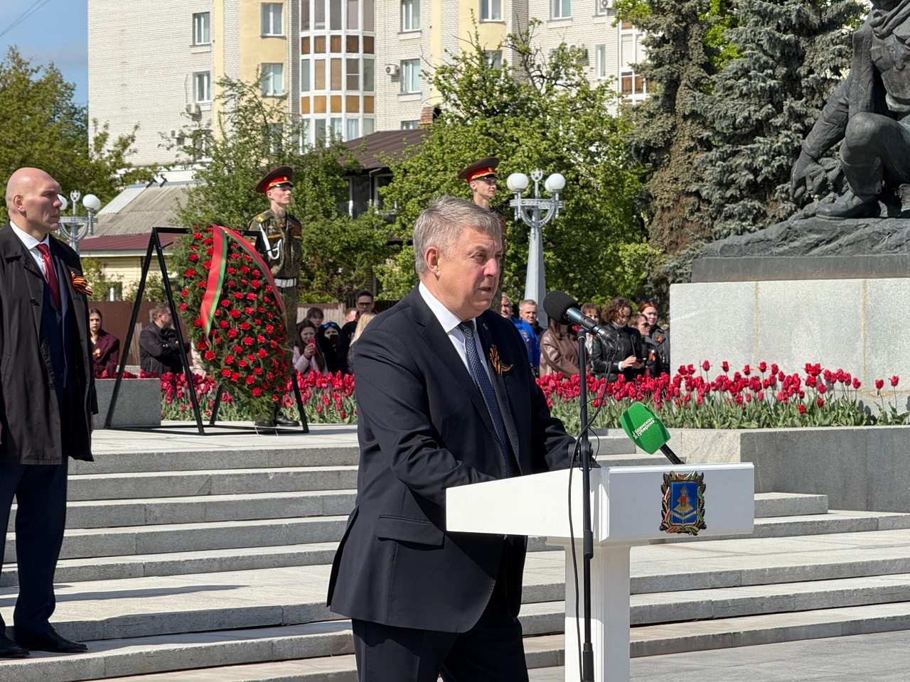 Как в Брянске отметили День Победы. Фоторепортаж