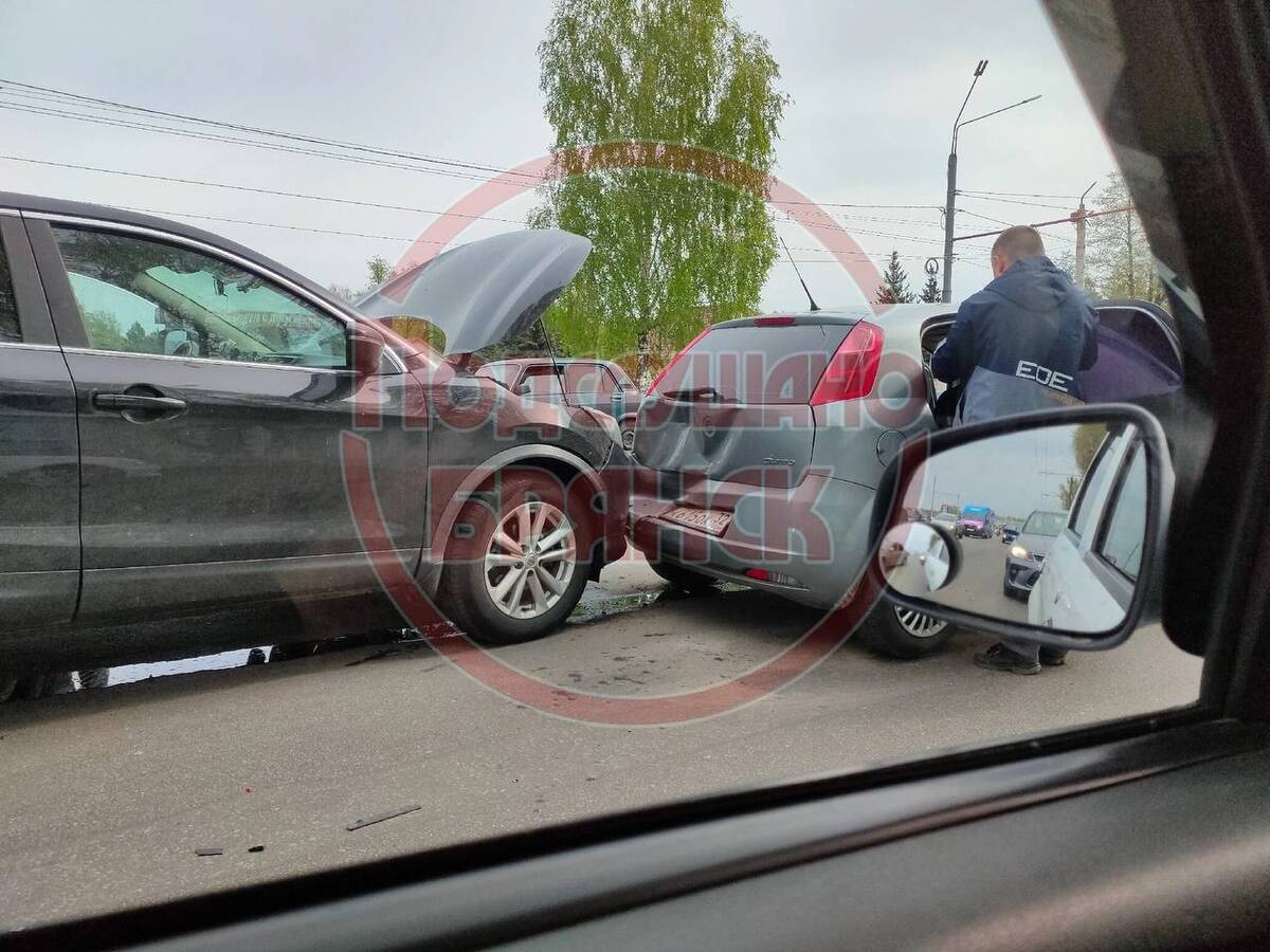 В Фокинском районе Брянска произошла массовая авария