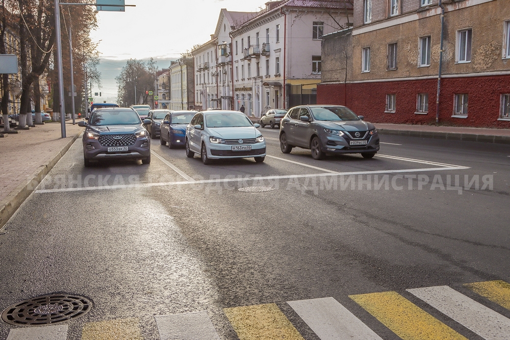 Автомобилисты опробовали обновленную улицу Горького в Брянске