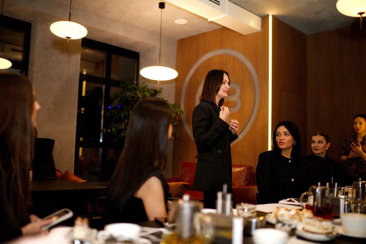 Финалистки Миссис Брянск 2025 побывали на мастер-классе по невербальному общению