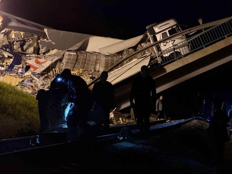 Движение по подорванному в Брянской области мосту открыли