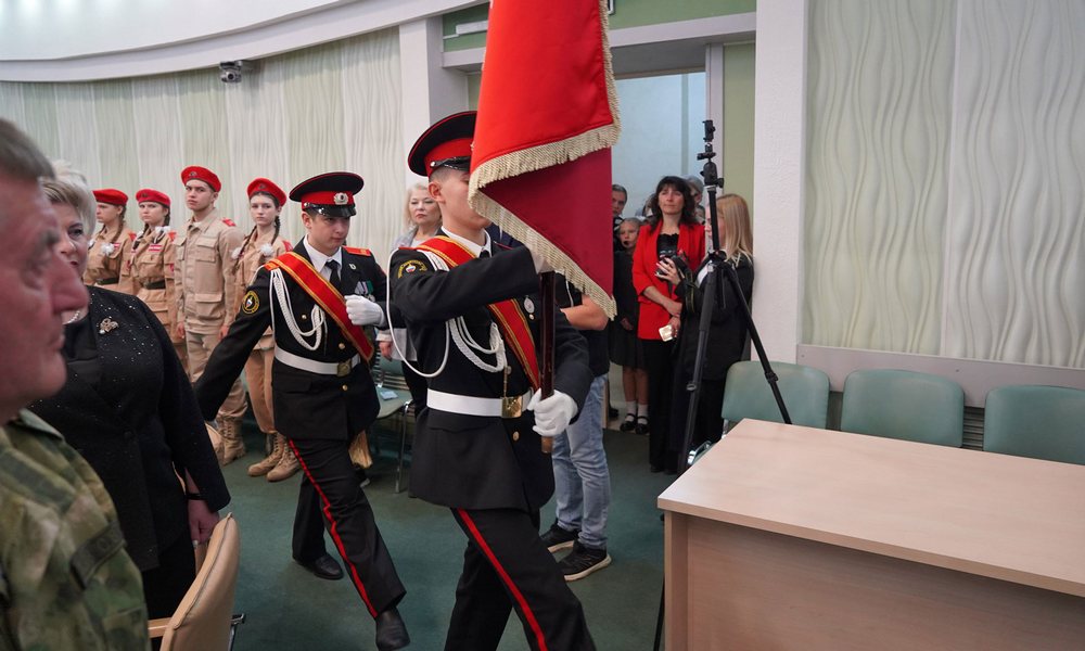 Копия Знамени Победы: от смоленских кадетов — брянским