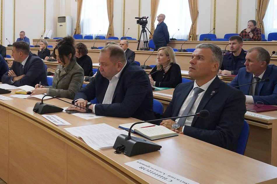 Утверждены семь заместителей губернатора Брянской области