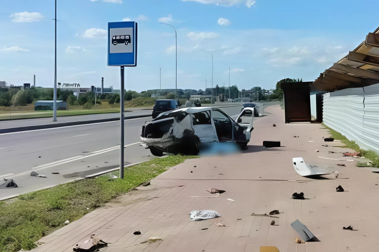 Брянцам показали фото с места страшной аварии у «Аэропарка»