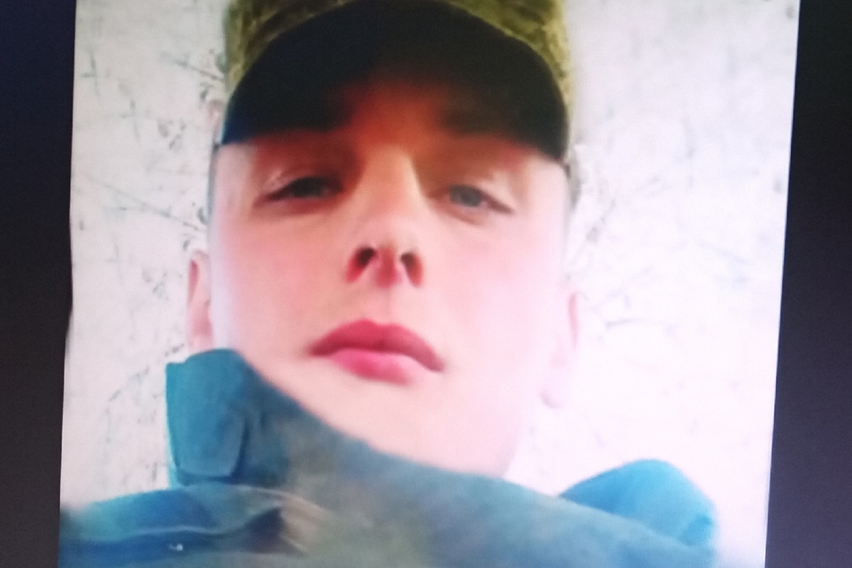 В Комаричском районе простились с погибшим в зоне СВО Николаем Минаковым
