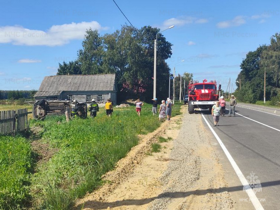 Под Мглином деблокировали пострадавшего в жутком ДТП