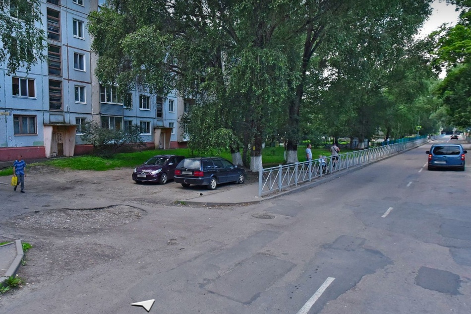 В Фокинском районе Брянска ремонтируют убитую улицу Киевскую
