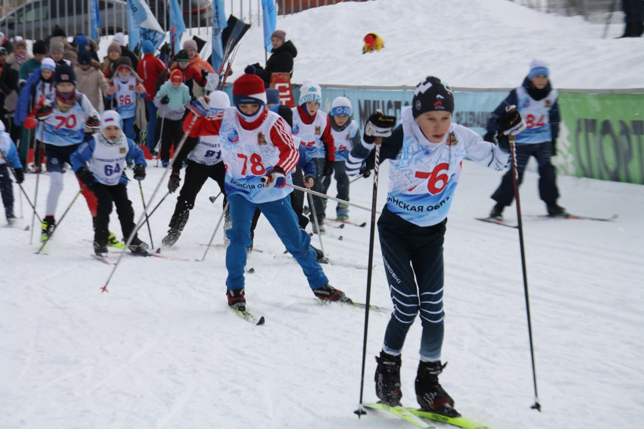 Брянские лыжники приняли участие в турнире памяти В. Лапонова