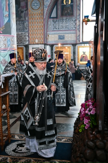 В Брянске накануне Страстной пятницы прочли 12 Евангелий