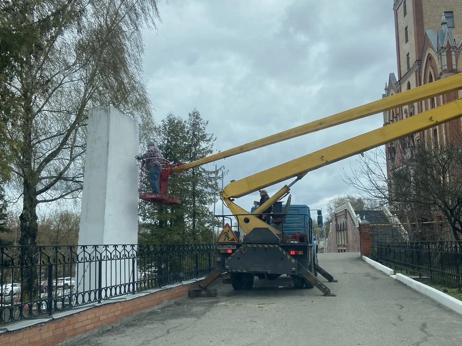 В Бежицком районе Брянска преобразился памятник Болгарским патриотам