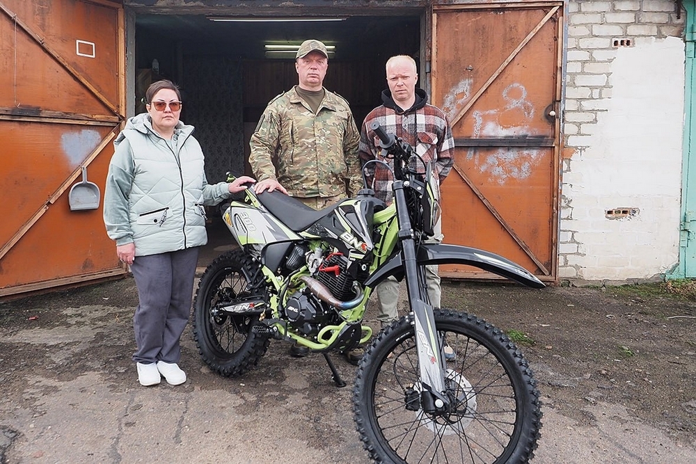 Сергей Антошин посетил семью погибшего брянского бойца Андрея Бородько