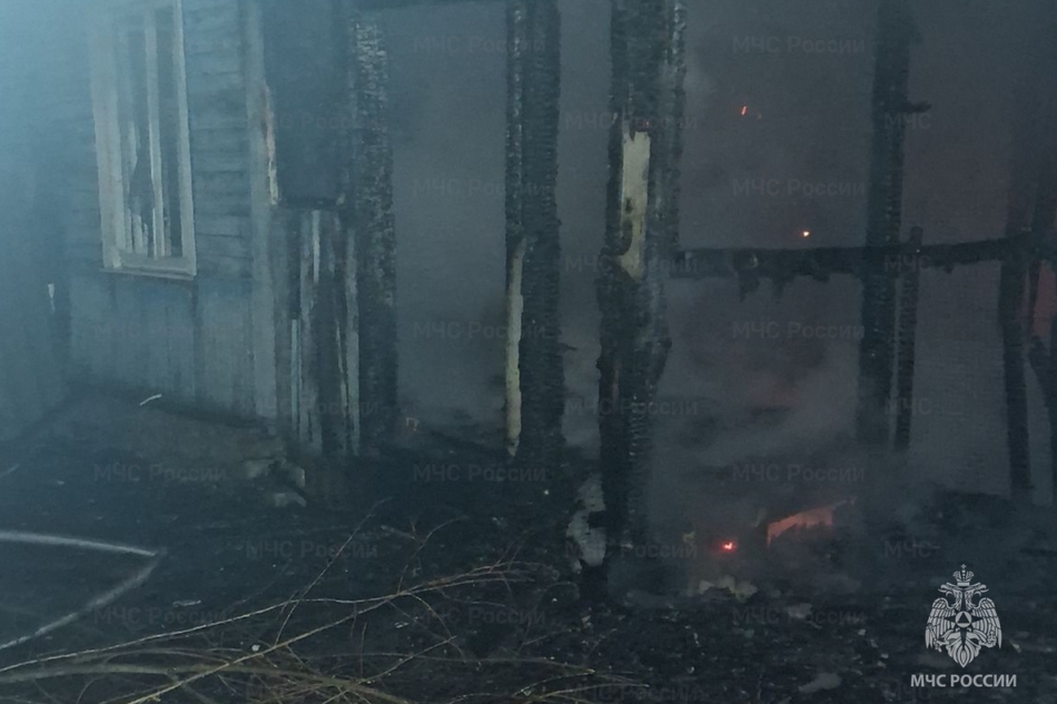 В сгоревшем в Клетне доме обнаружили труп мужчины