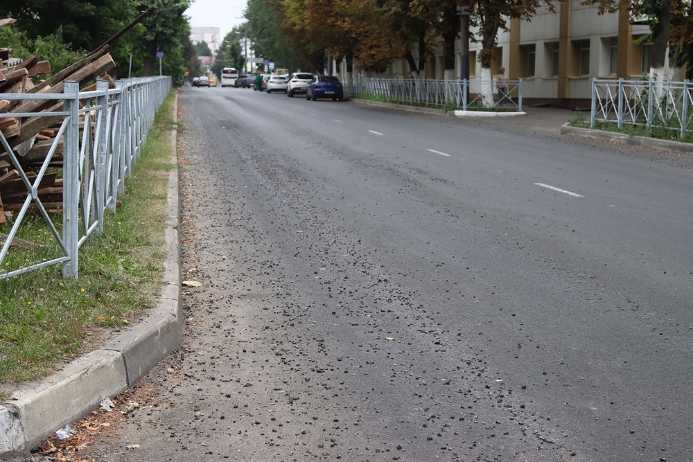 В Брянске накажут дорожников, навредивших автомобилистам возле школы №2