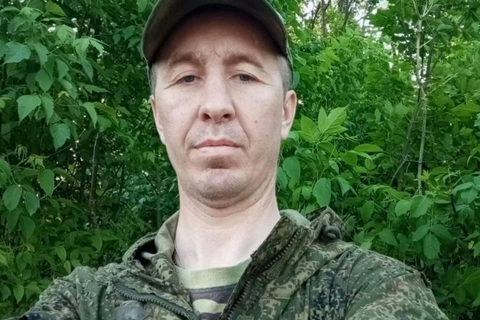 В Стародубе сегодня простятся с ефрейтором Александром Рощиным