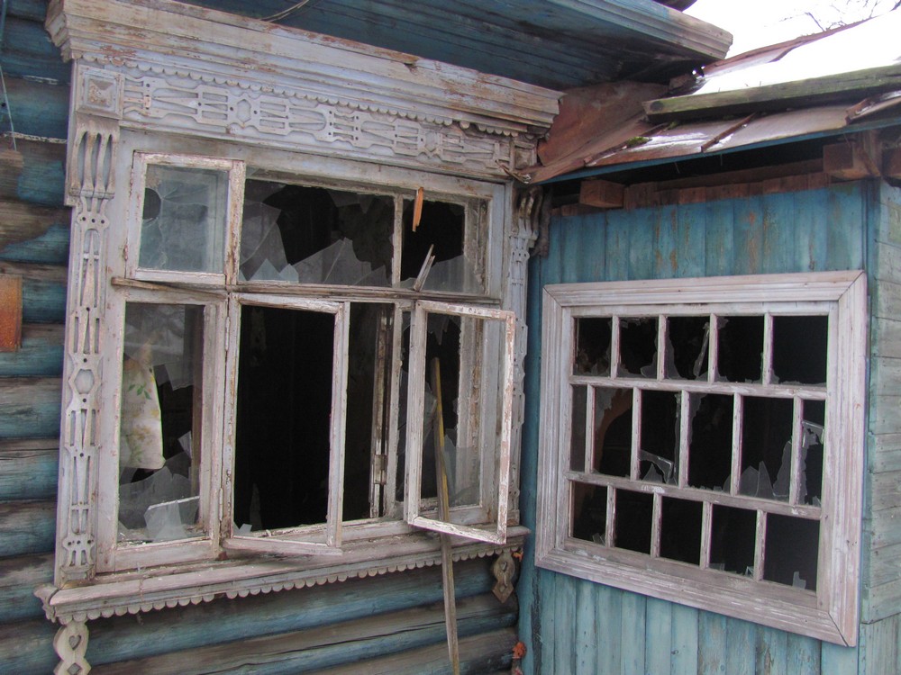 Во время ночной атаки в Бежицком районе Брянска повреждены жилые дома