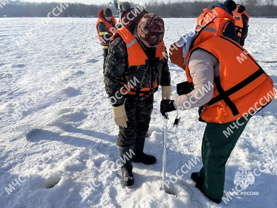 Поиски детей продолжаются. Брянские спасатели представили фотоотчет