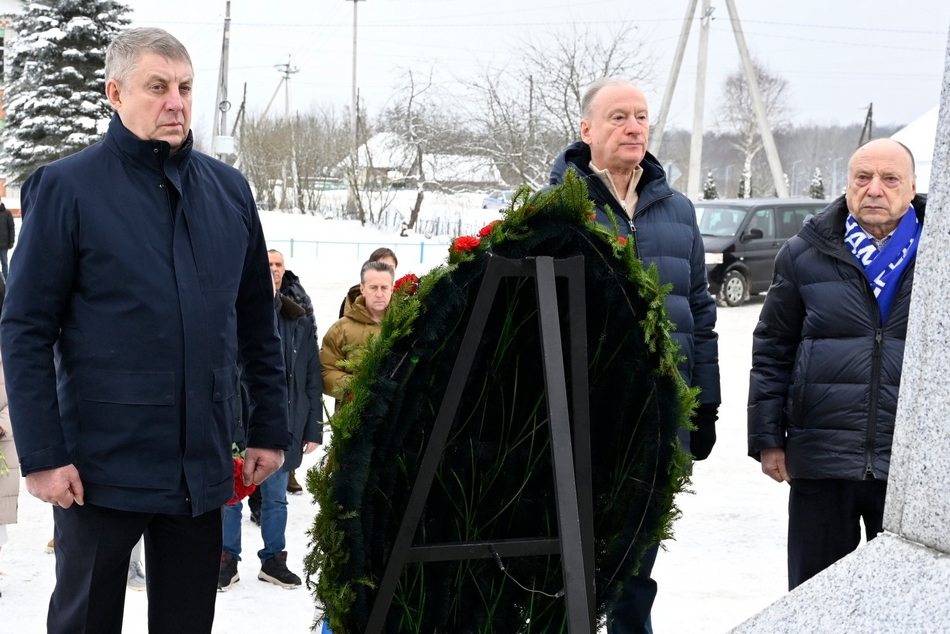 Александр Богомаз и Николай Патрушев посетили брянское село Журиничи