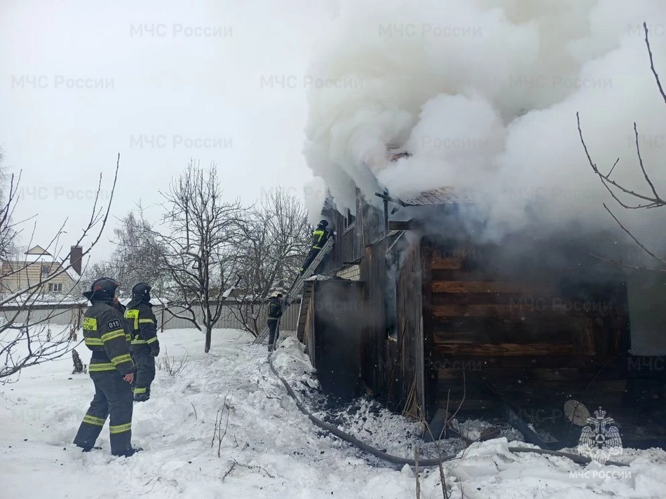 Пожилой мужчина чудом выжил в горящей бане под Брянском