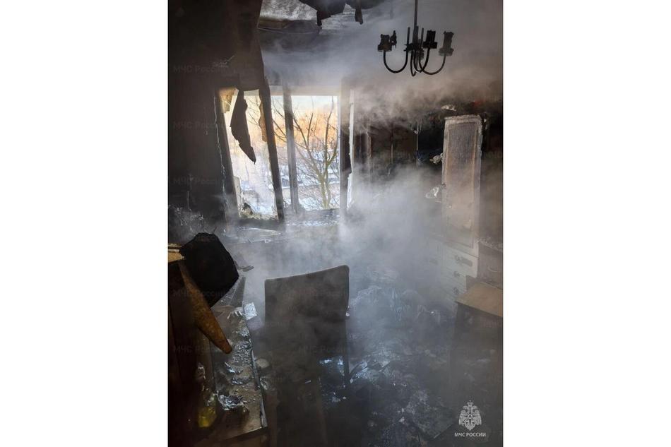 На проспекте Московском в Брянске из горящей многоэтажки эвакуировали жильцов