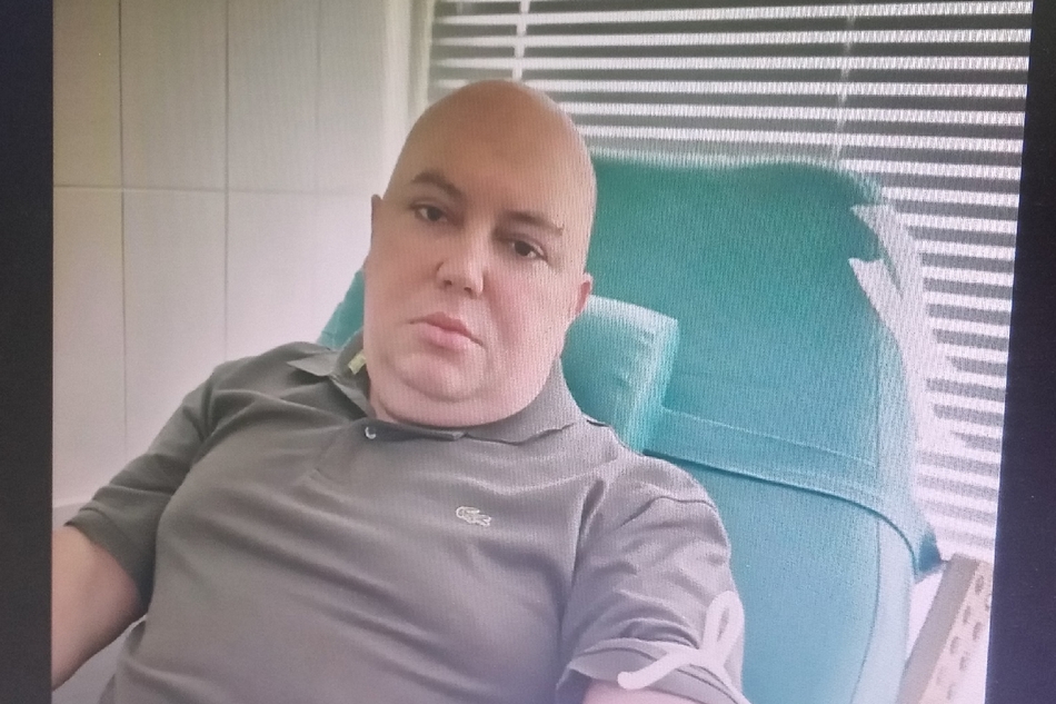 Брянец с редкой группой крови посвятил 12 лет спасению людей