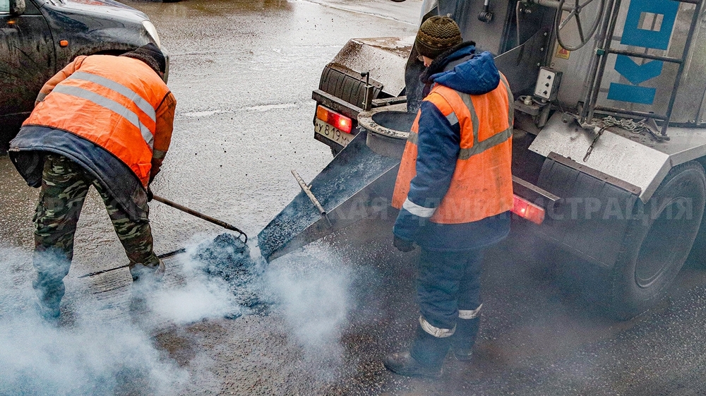 В Брянске проверят, как перезимовали недавно отремонтированные дороги