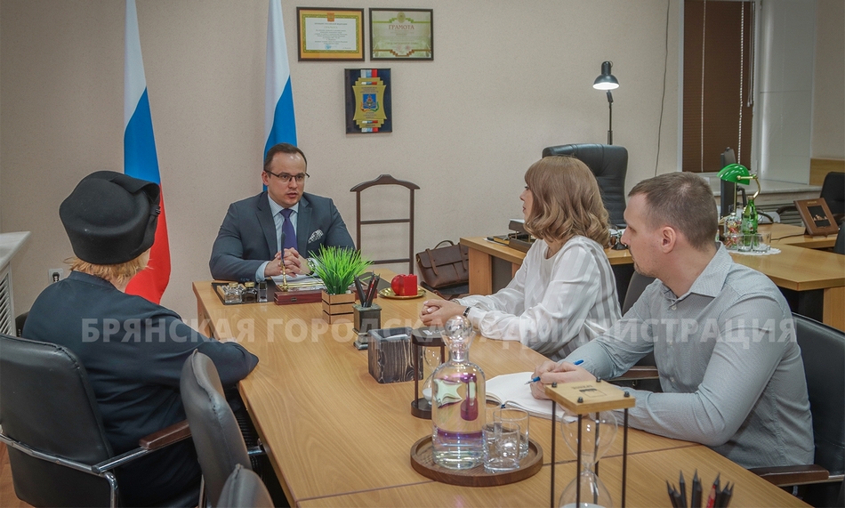 Родственникам участника СВО Евгения Дубовика вручили благодарственное письмо