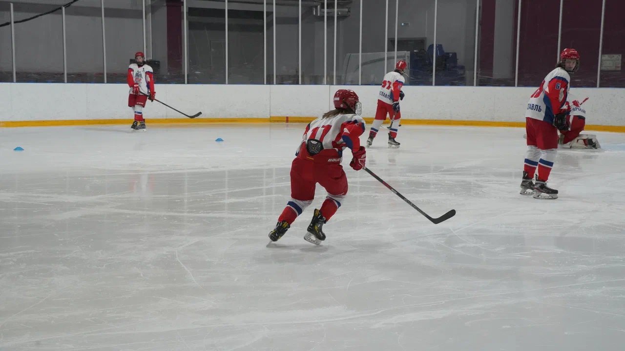 Благодаря «Ростелекому» Кубок Гагарина стал главным «гостем» на матче КХЛ в Ярославле