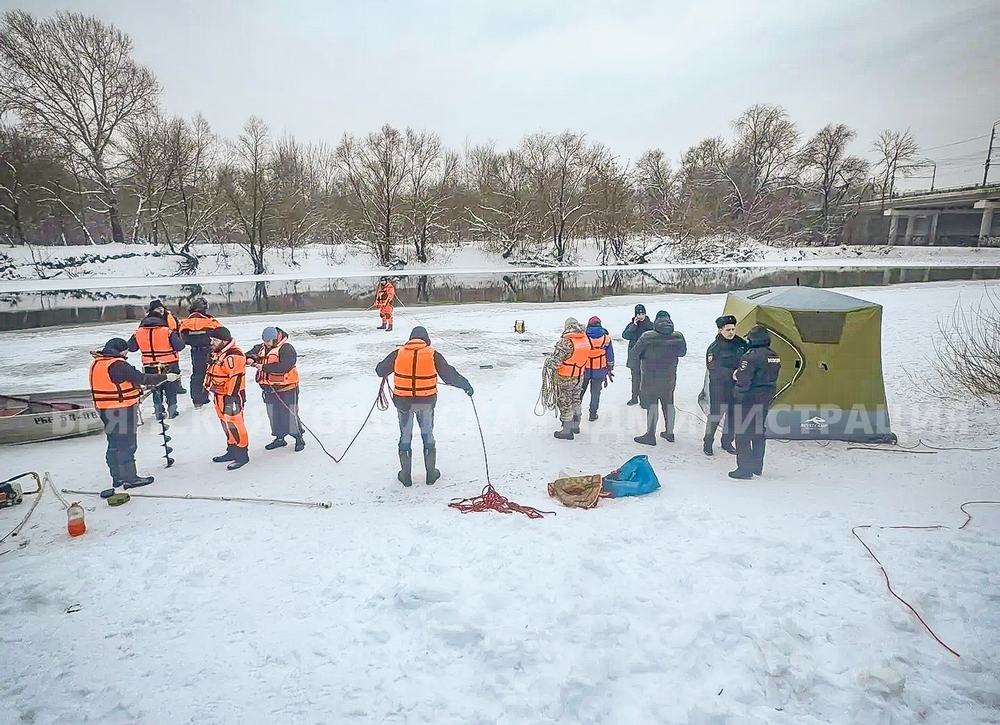 «Скоро начнется ледоход». О поисках ребенка в реке Десне рассказали в отряде «Лиза Алерт»