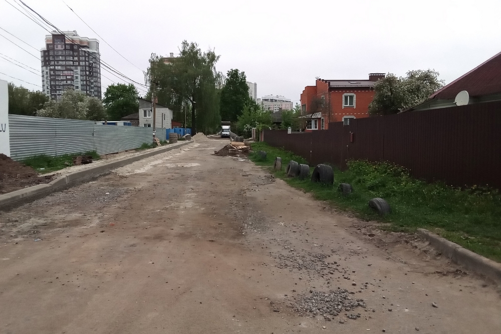 На улице Бондаренко в Брянске появятся долгожданные тротуары