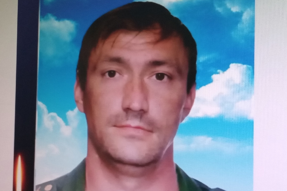 Погибшему брянскому бойцу Денису Саркову был 31 год