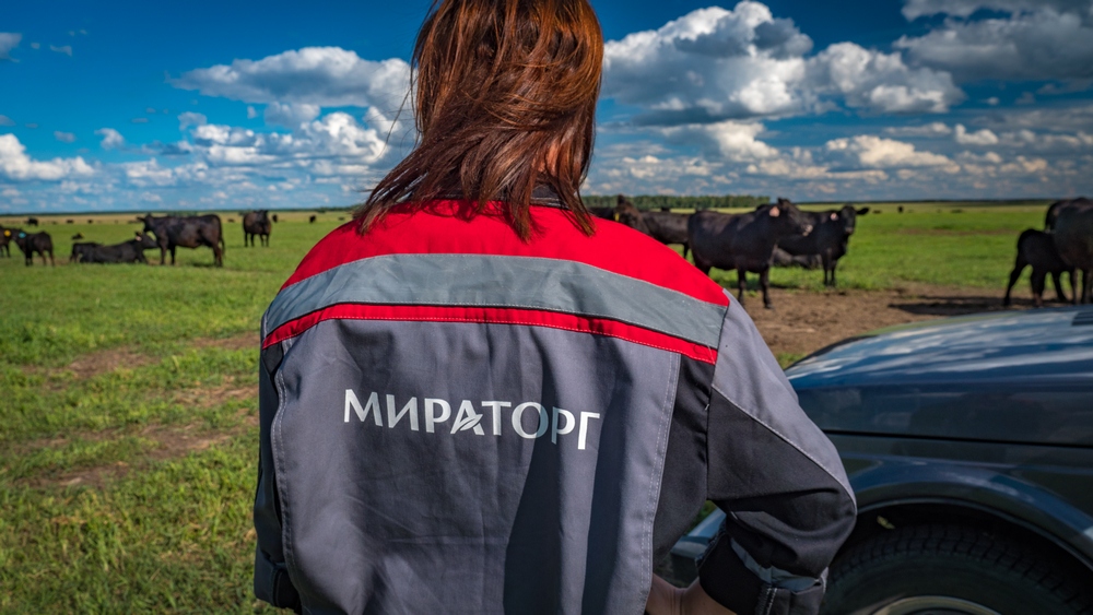 Понедельник — день тяжелый не для всех: «Мираторг» выяснил, кому работа приносит счастье