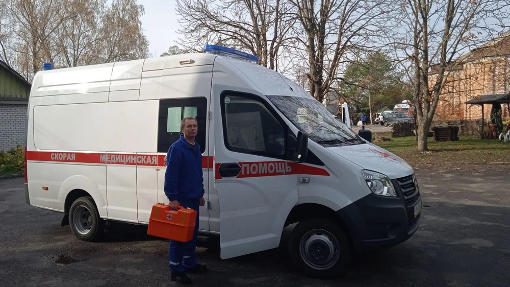 В Севский район поступил бронированный автомобиль скорой помощи