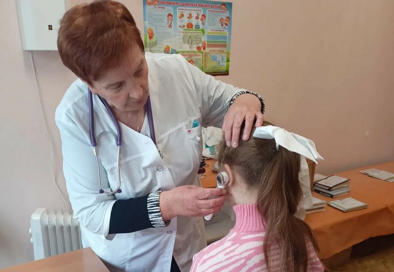 Врачи-педиатры Унечской ЦРБ получили новейшие отоскопы