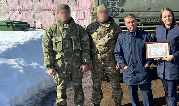 Работники брянского СИЗО послали гумпомощь участникам Специальной военной операции