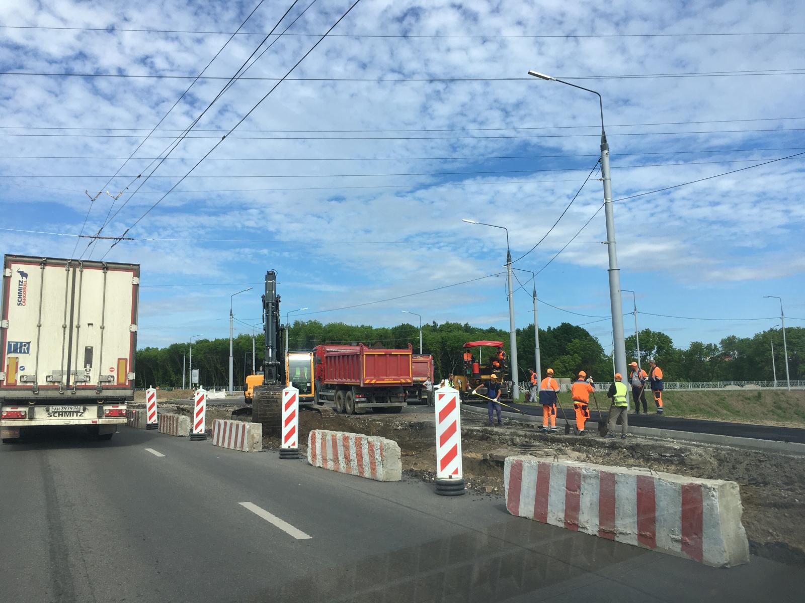 В Почепе Брянской области активно продолжается строительство нового моста через реку Судость