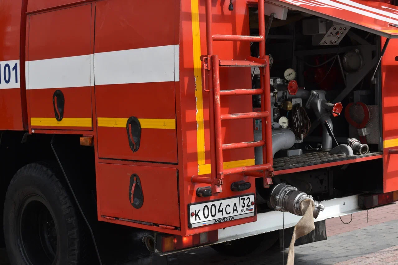 Из-а пожара в Выгоничском районе погиб мужчина 52 лет